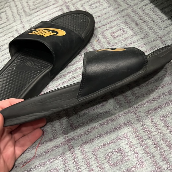 Nike slides - Picture 3 of 4